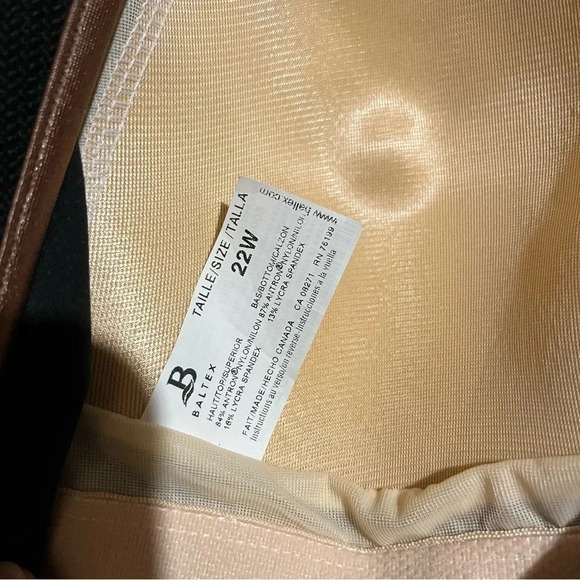 Baltex Full Figure One Piece Swim Suit NWT Size 22W Black Thick Straps Padded - Picture 7 of 11